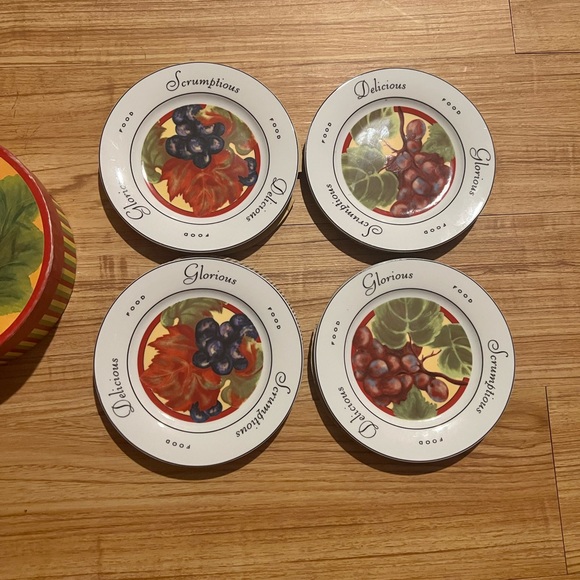 4pc The Monkey and the Peddler 6.5'' Dessert Plates Vendange - Picture 5 of 10